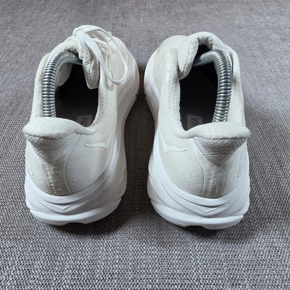 Hoka Clifton 9 Running Shoes Mens 8.5 White Athletic Sneakers 1127895 WWH